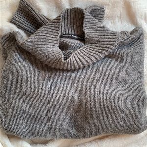 Gray Brandy Melville turtleneck